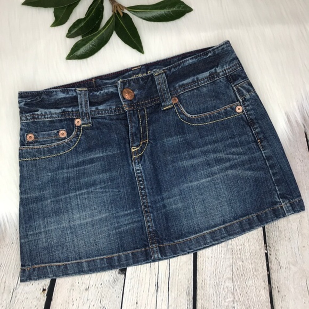 NWOT American Eagle Dark-Wash Denim Skirt